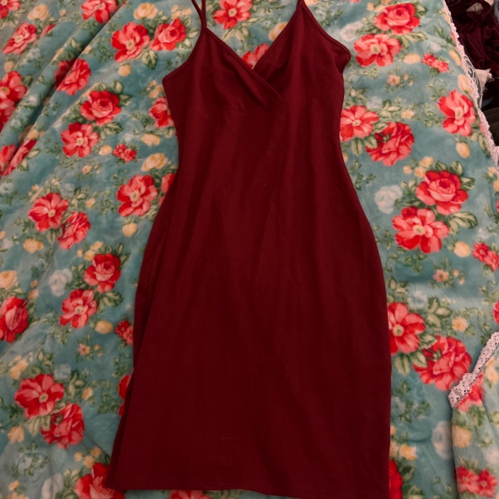 Dress - Picture 3 of 3